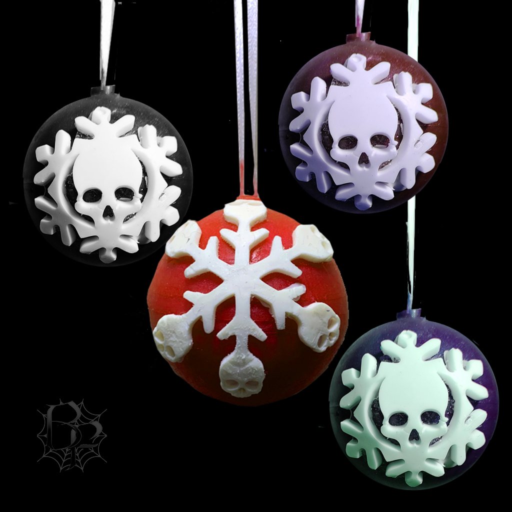 BF_Makeup's tweet photo. Day 2 of #darksomecraftmkt Black Sheep Holidays! These creepy soap ornaments were last year's Gothmas soap and if you missed out or loved them and want more, Horror Holiday is on sale now with a full product selection. Grab one while you can, they go back into the coffin soon! https://t.co/jNxgseLxCA