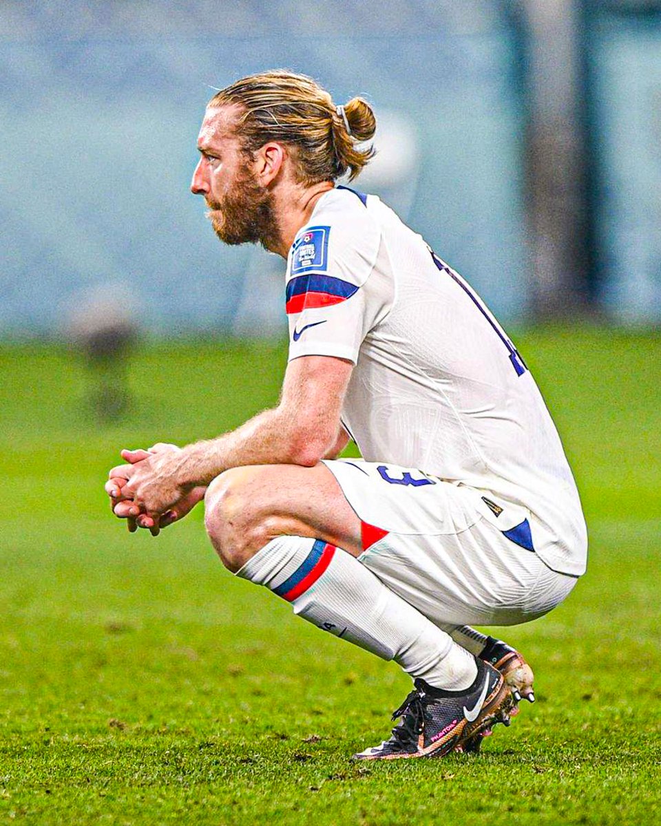 Appreciation post for Tim Ream, who made his USMNT World Cup debut at 35 years old and showed out despite not playing an integral role in qualifying 🇺🇸

Never give up 👏