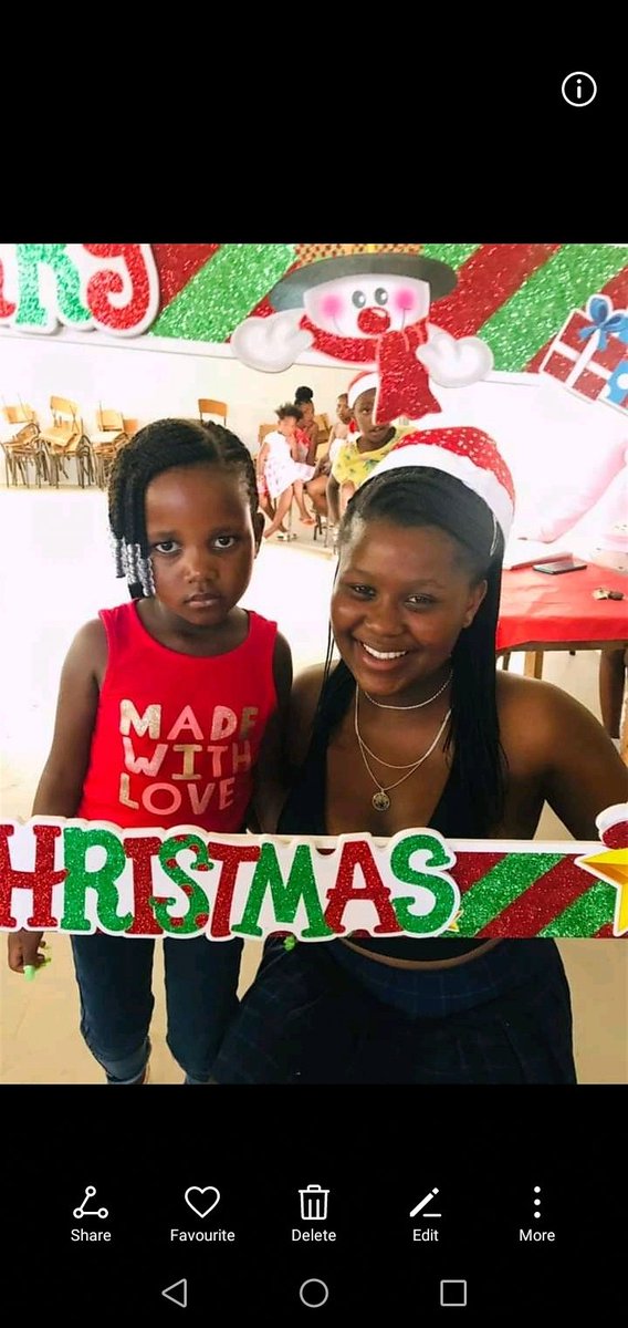 ZukieQ's tweet photo. 15 year old Philanthropist, Daily Dispatch Local Heroe, Amahle Qomfo, will hosting a Christmas event for 250 children at Ncera Village in BCM, please support by donating towards this initiative,contact Tando our Photographer on 074380 0057/0792180378 https://t.co/MSzKZmMjH2