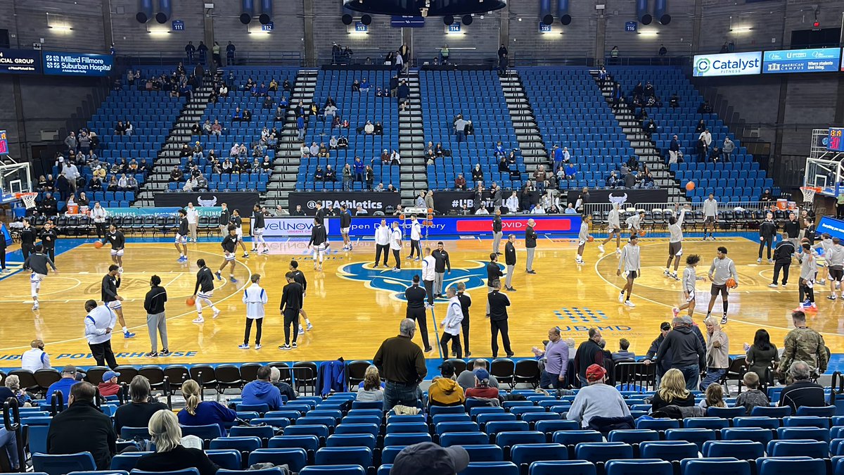 Getting ready for a big one at Alumni. @UBmenshoops vs Bona. Both teams playing well. Join me &amp; <a href="/UBMattMattia/">Matt Mattia</a> for call on 📺ESPN+