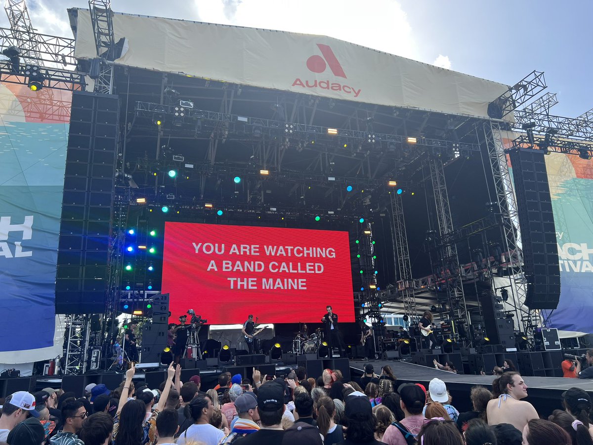 Y’all already know why I’m at this festival 💕 <a href="/themaine/">The Maine</a>
