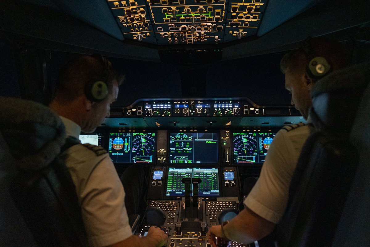 With Russian airspace closed, <a href="/Finnair/">Finnair</a>’s flights from Tokyo to Helsinki have been flying over the North Pole since March. We joined the crew on the flight deck to find out what it takes to operate this special flight.
youtu.be/qmX0_-9Ggmw