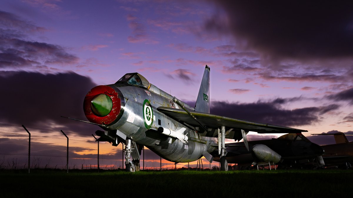 Thaks to everyone at Threshold Areo and the City of Norwich Aviation Museum for putting on a brilliant night shoot this evening at the Museum. @NorwichAviation @thresholdaero #avgeek #aviation #Norwich