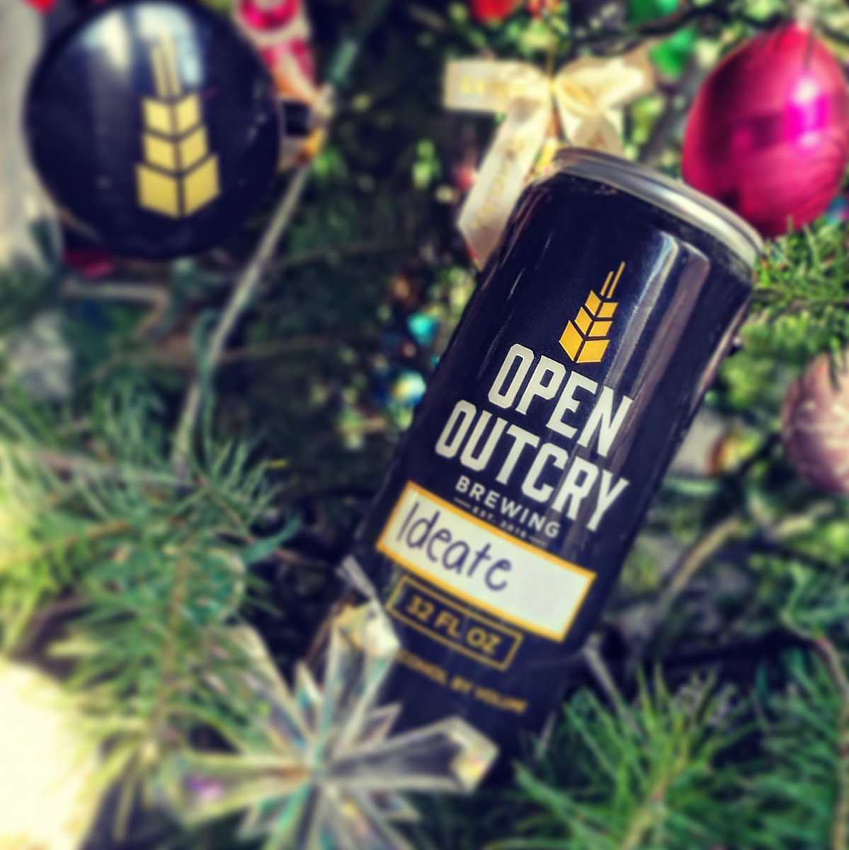 'Every time a #crowler pours, an angle gets his wings.'

#OpenOutcryBrewing #Crowlers #ChicagoBeer #ItsAWonderfulLife