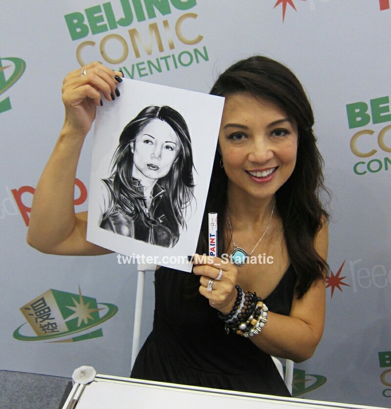 Ms_Stanatic's tweet photo. "If you get me paintings, you get extra time." @MingNa 2022 🤣

How it's been                          How it's going
2016                                          2022 https://t.co/NLrPTVUlbn