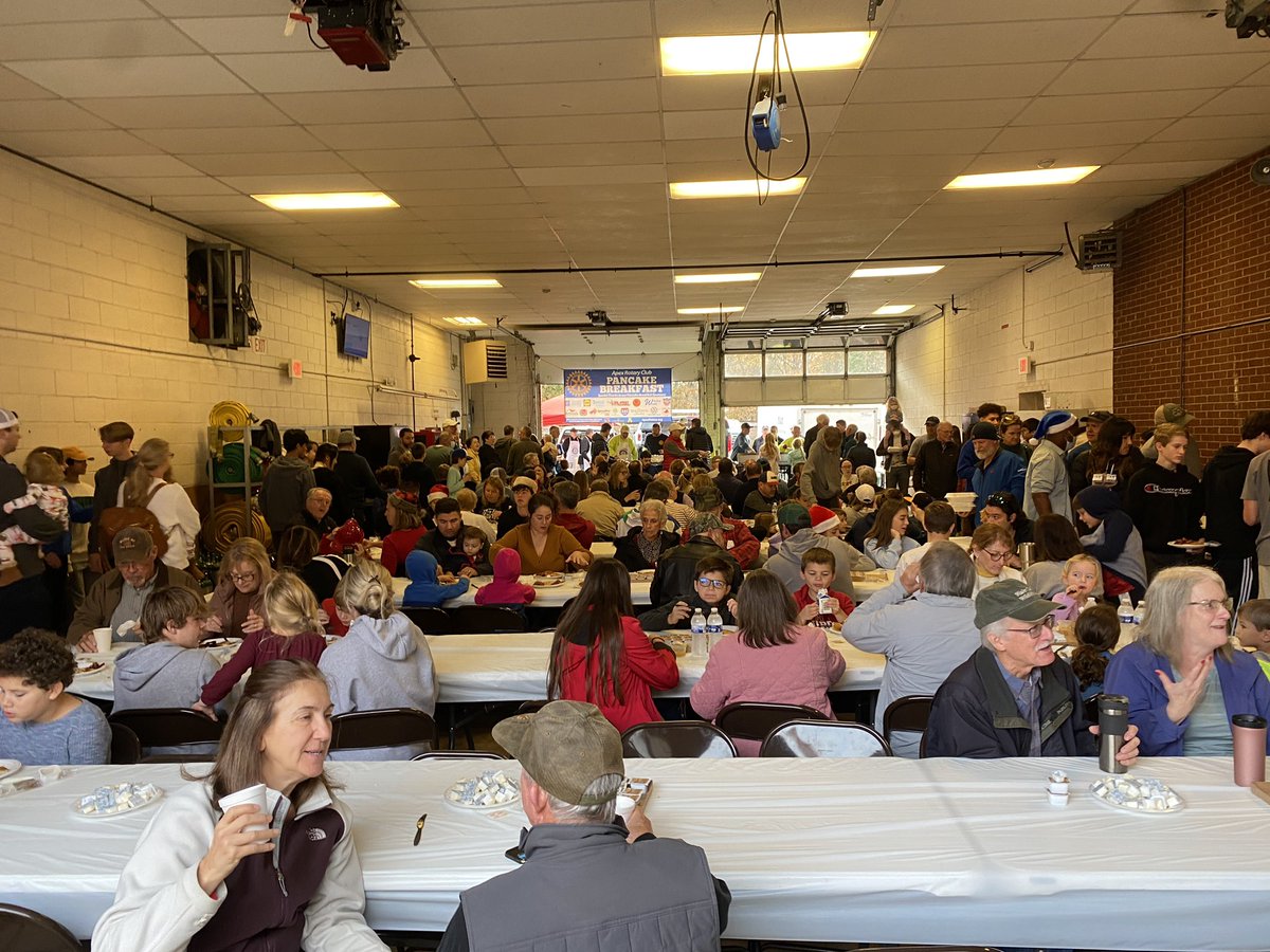Another great Apex Rotary Pancake Breakfast at the downtown fire station! 🥞 🥞🥞 All the profits benefit scholarships at <a href="/waketechcc/">Wake Tech</a>, <a href="/ApexHighSchool/">Apex High School</a> &amp; <a href="/apexfriendship/">2015</a>. 👏