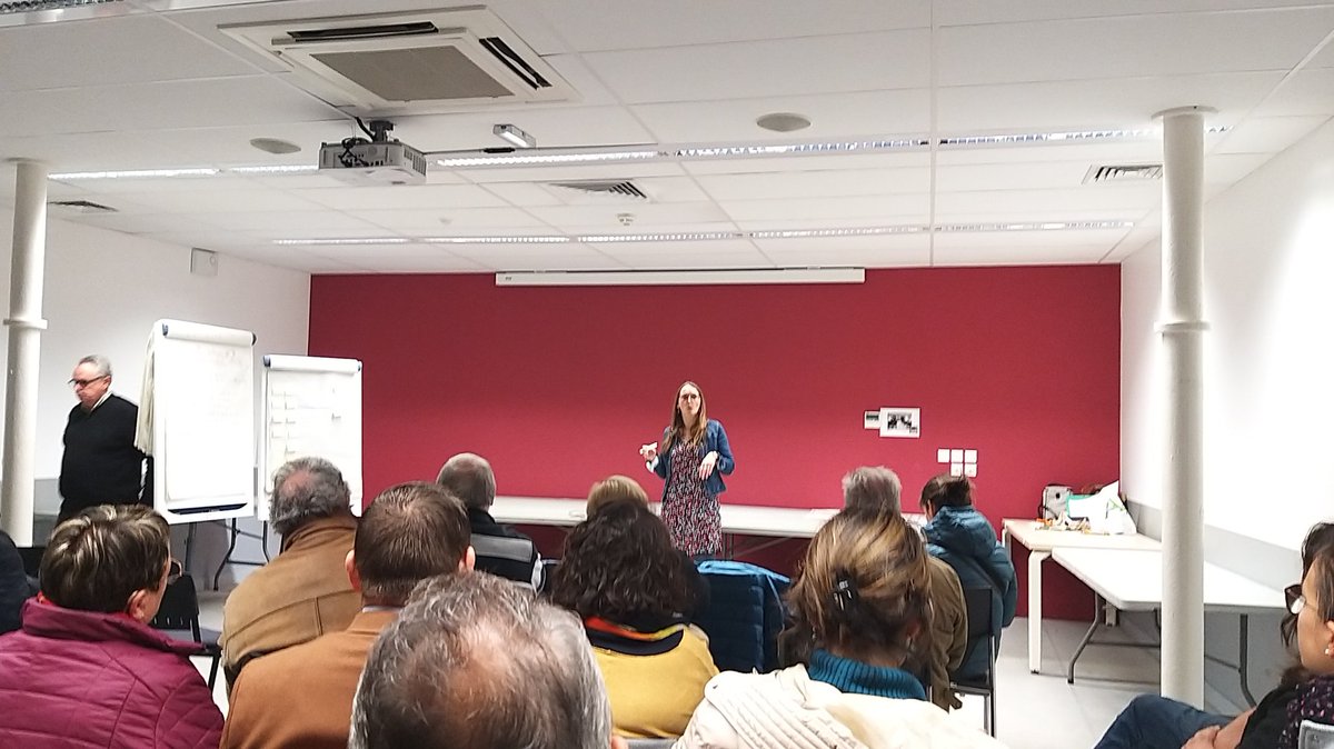 Fnath72_61's tweet photo. Une super journée sur le bénévolat a Alençon avec ateliers thématiques le matin : 
- communication,
- relation association et collectivité, 
- le bénévolat, une crise ? 
et un forum l'après-midi ! 
Merci la ville d'#Alençon et aux équipes de la municipalité pour leur accueil ! https://t.co/Ns6r4WKr7S