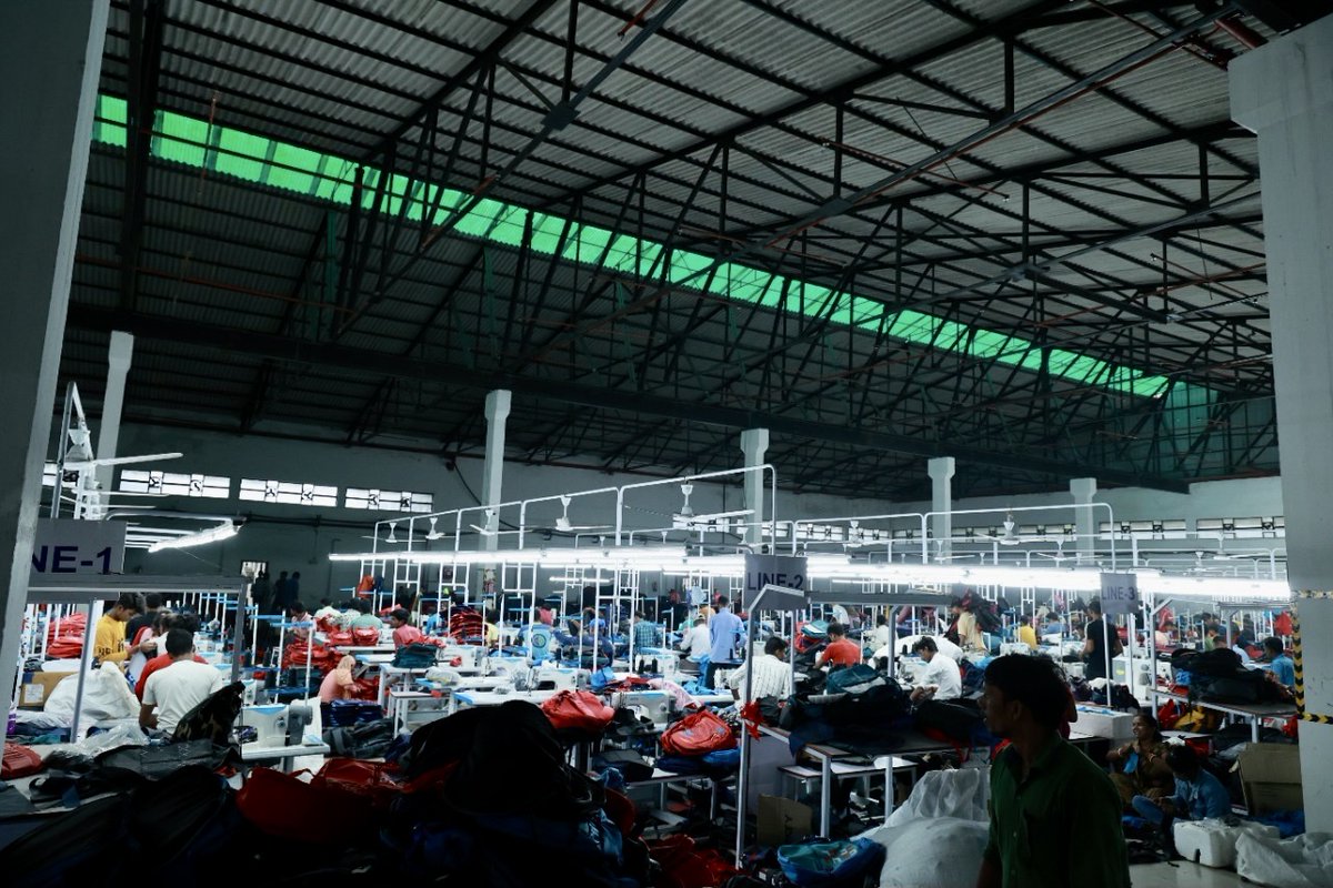 SandeepPoundrik's tweet photo. Important day for Textile Industry in Bihar tomorrow. Bag unit with 225 machines will be inaugurated by Industry Minister in Fatuha. Phase-I of Muzaffarpur bag cluster of women entrepreneurs with 264 machines will be inaugurated by Chief Secretary. More to come. #BiharHaiTaiyar. https://t.co/4PMtMIAALy