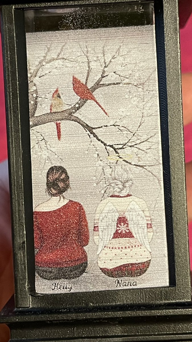 KellyALacey's tweet image. Help needed!

I got this made. It’s got me and my late Nana on it. It’s meant to light up. But it requires a battery. But it doesn’t say which kind.

Anybody know which it could be, please? It’s very small. 

#Helprequired #Batteries