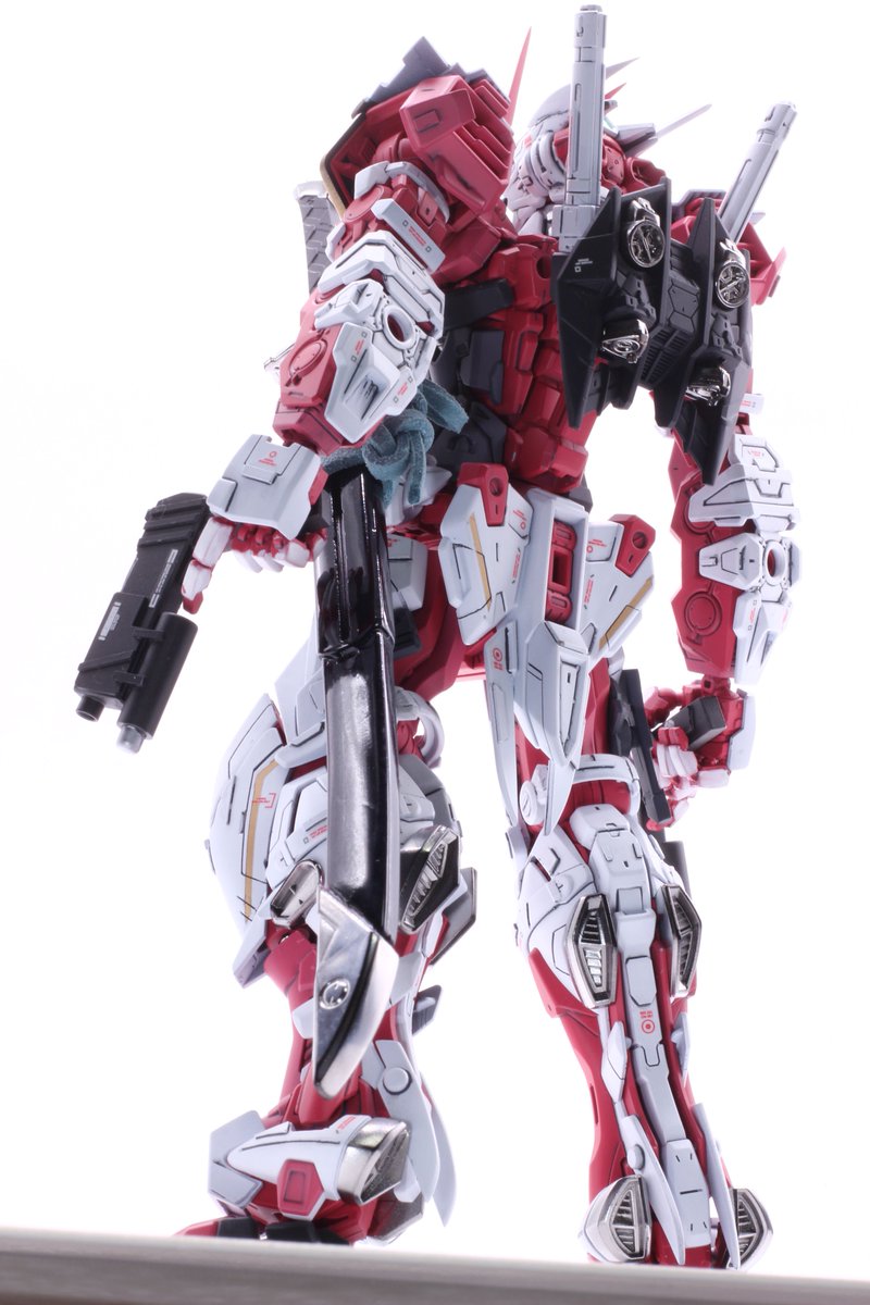 HogemaruT's tweet photo. If you don't want to lose, be sure to pull the trigger twice.
#アストレイ #レッドフレーム #ガンプラ #gunpla #ASTRAY #REDFRAME https://t.co/FPK51AYnN6