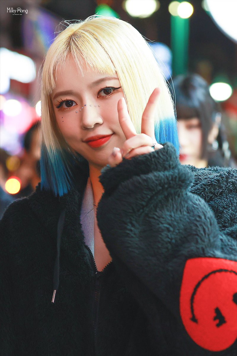 milky_mong's tweet photo. 221201 PR 🐶🤍
#네이처 #NATURE #ねいちゃ 
#로하 #LOHA @nature_nchworld https://t.co/T5Z9GzlpRy