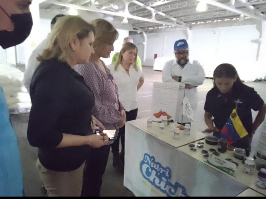 marilyndilucave's tweet photo. Innovación en nutrición desde la Planta Experimental y de Producción Gigante Chávez, Edo. Guárico. 

¡Juntas y juntos, Venceremos! 🇻🇪

#ResistenciaHeroica https://t.co/IgQMiIjehz