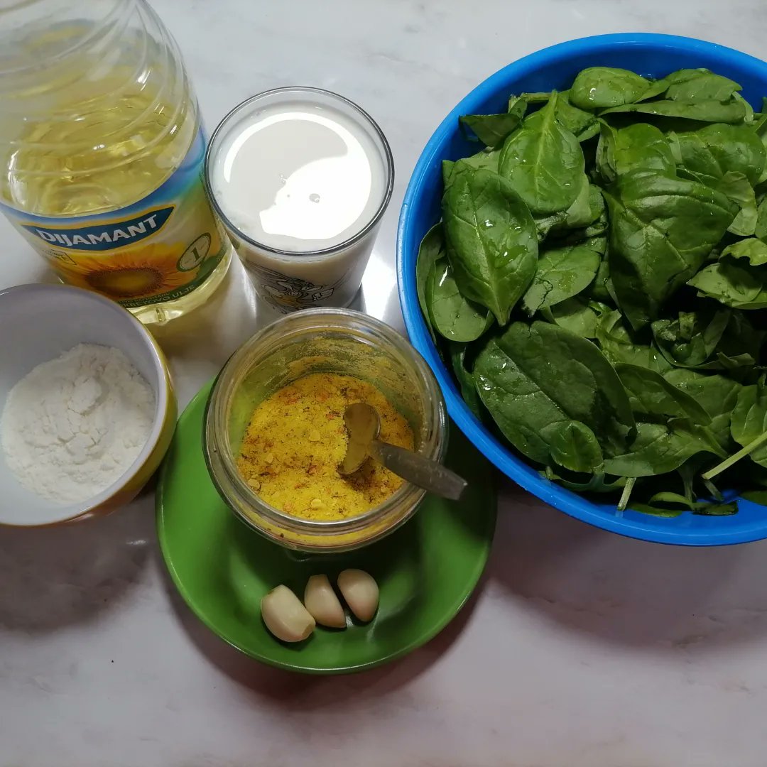 MaliSlatkis2's tweet photo. Spanać - toliko ukusan da ga na kašikicu mozete jesti. Vaša deca će ga obožavati 🤗🥰❤️

Yt link :
https://t.co/t3khMZfCDK

#kitchen #mojakuhinja #food #konyha #kuhinja #ručak #lunchideas #ebéd #lunchrecipe #povrće #hrana #lunch #Lunchtime #recept #recepti #spanać #spinach https://t.co/nH14wSBtaR