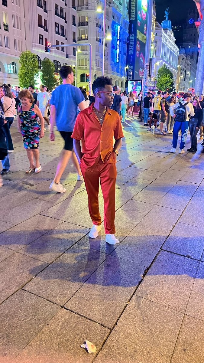 thisTEMI's tweet photo. Madrid, Spain 💫 https://t.co/RWEp9uVidv