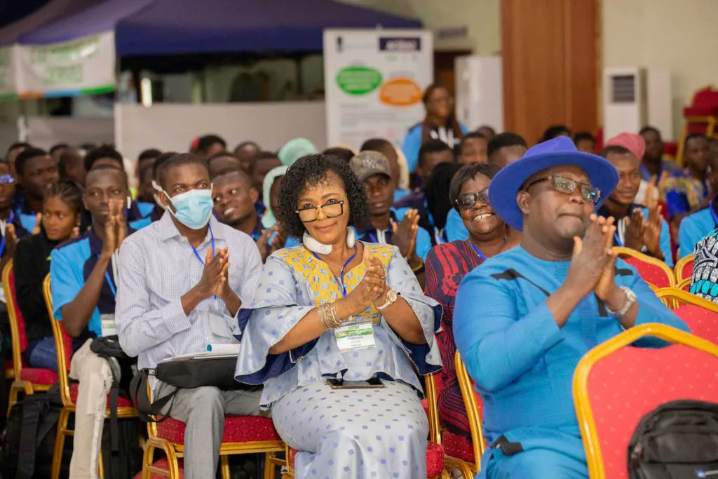 IFDCGlobal's tweet photo. #SendbackSaturday | Last month, we launched the third phase of the Communal Approach to the #AgriculturalMarket (ACMA) project in #Benin.
Since the program's first phase, it has reached 100,000 #farmers, processors, & traders - 57% #women and 33% #youth.
https://t.co/8rIw54bLjb https://t.co/OVOcuqf5Gr