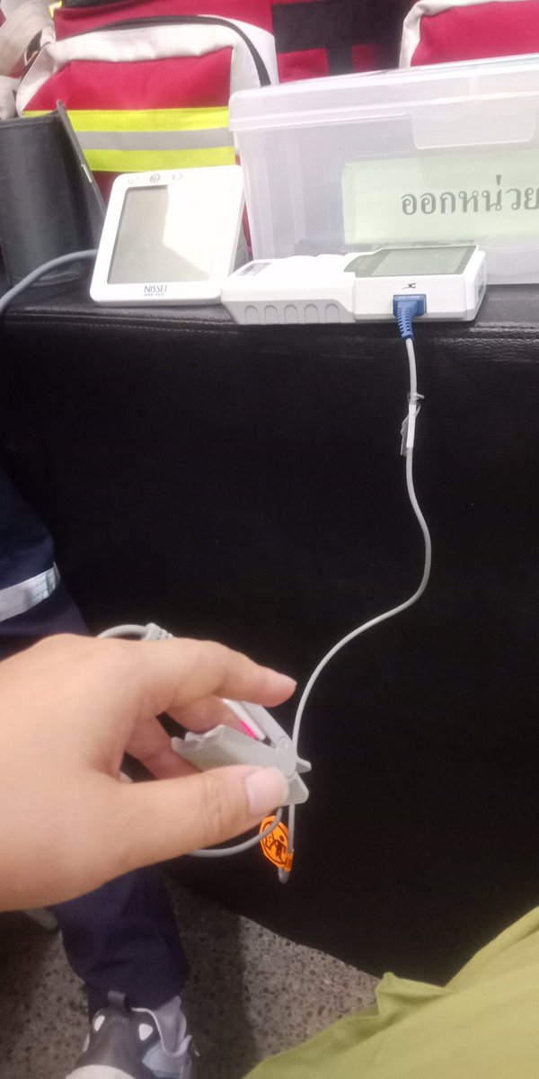 สาเหตุที่หลังออกจากคอน แล้วความดันสูง170 ต้องมานั่งกะหมอเพราะ😨
รีวิวหลุมT1คิว54 ชัดเจนตาแตกหล่อหัวใจวาย แจฮยอนลูกกกก😭😭😭😭