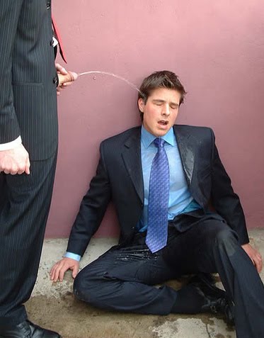 Bound2tie tweet media