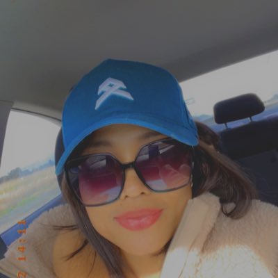 Desyball's tweet photo. #NewProfilePic https://t.co/9kLeKTO9fl