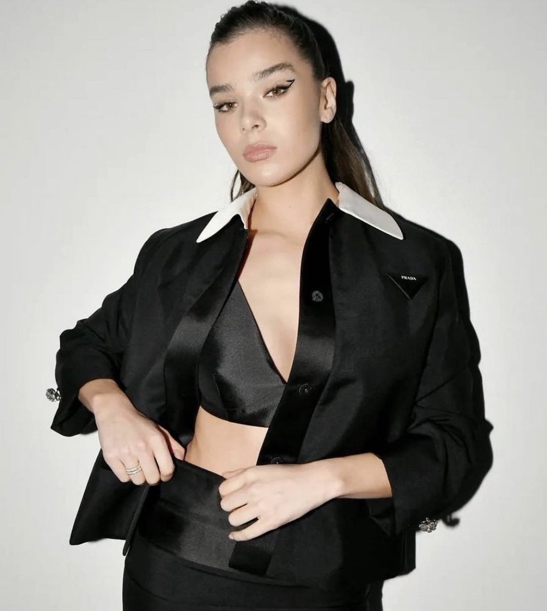 nao existem reações possiveis pra ela de all black