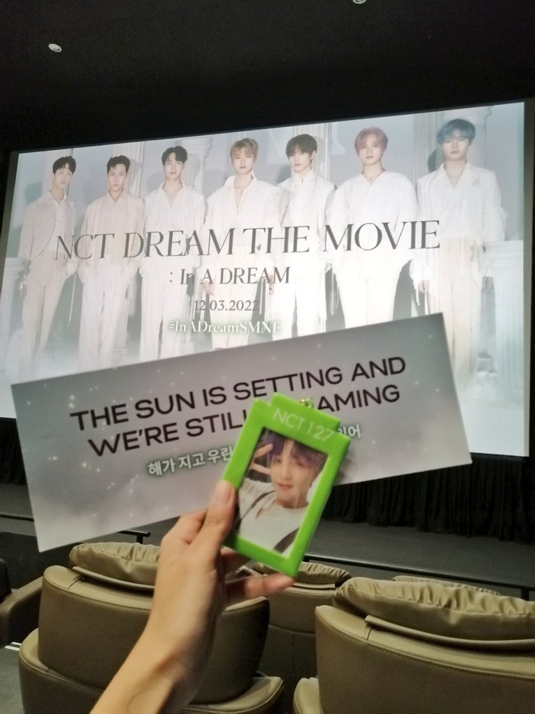 gyucarteu's tweet photo. a day well spent! thank you to @nctdreamphsmne for making this possible, also to @aenndoks & @KringKim ganda niyo po bothh ๐ฅบ๐ซถ๐ป tds2 na nextttt!!
#InADreamSMNE https://t.co/pUOefaDGnh