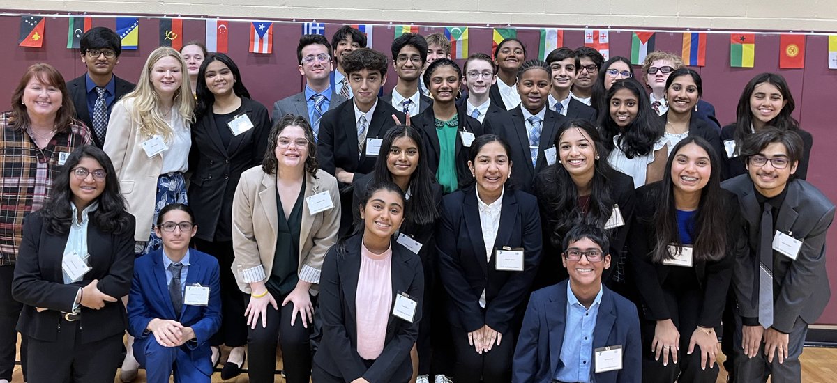 #Proud of <a href="/NewTechCoppell/">New Tech High @ Coppell</a> <a href="/NTHC_MUN/">NTHC_MUN</a> dedicating their efforts &amp; time towards <a href="/ymcatxmun/">YMCA Texas Model UN</a> Regionals. Light tomorrow w/ today! They’re skills at Geo-political diplomacy are MUNumental⚡️#nthcinspire #lightitupatregionals awesome Secretariats, Committee Chairs, and Delegates 🌎