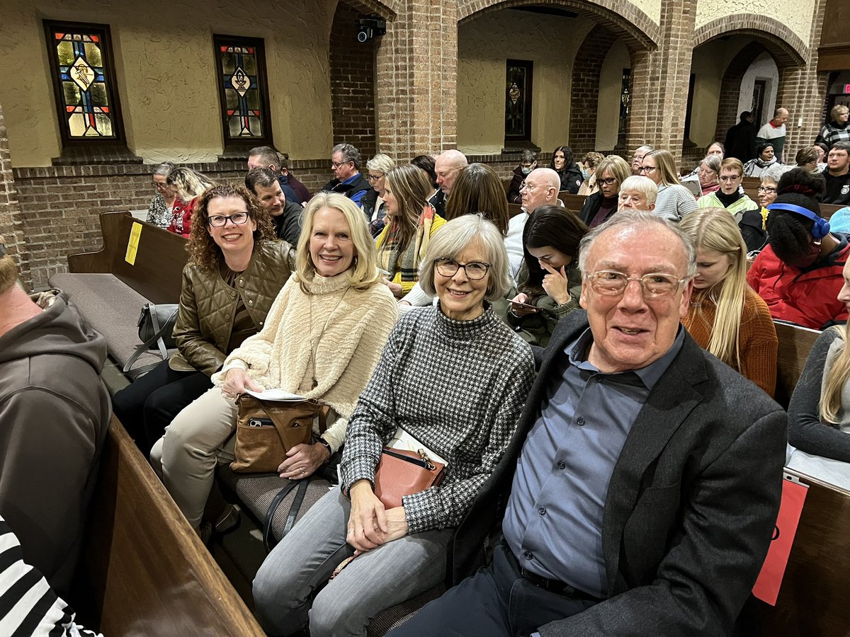 NativeLanguages's tweet photo. Beautiful performance of Messiah last night from the @NDSUAHSS @NDSUPerformArts! Wonderful to be out with friends after a busy work week -- looks like my boss had the same idea! @NDSUPresident @ndsu @NDSUVPRCA https://t.co/FXtyaSVpRI