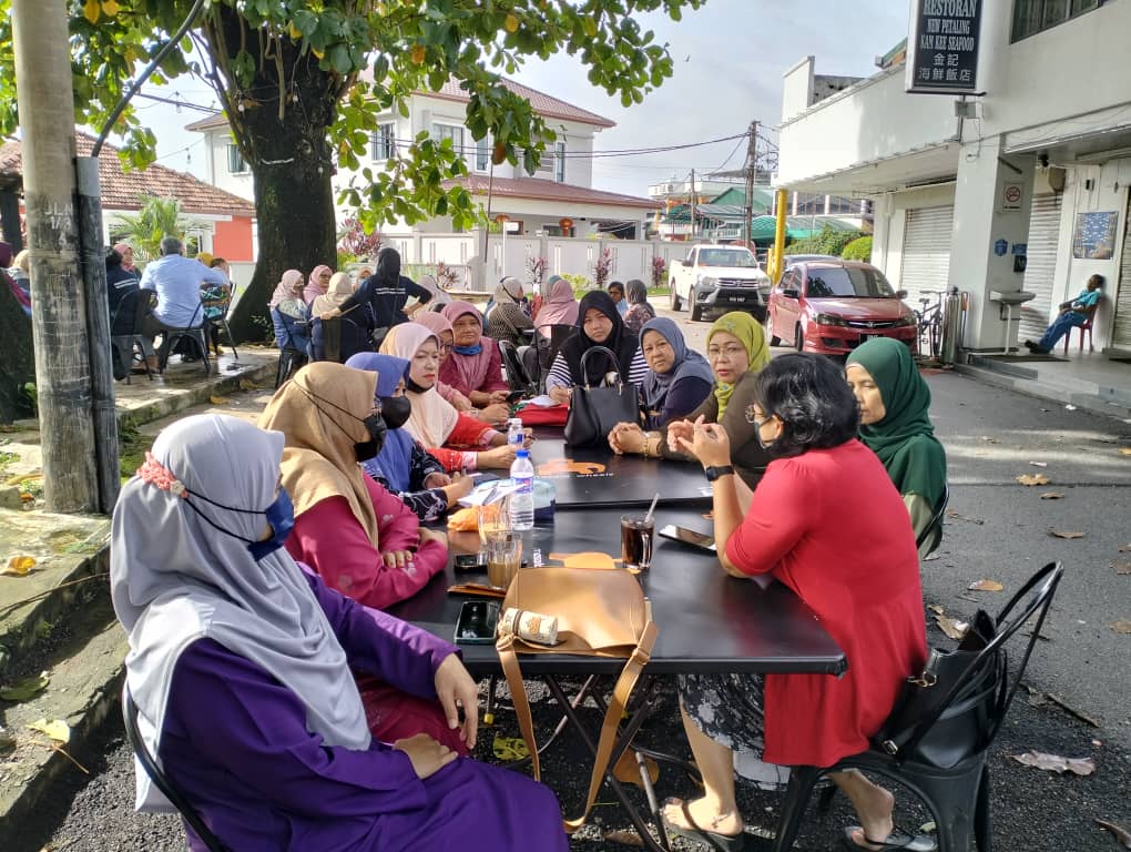 pepperlabs's tweet photo. Keusahawanan sosial atau #socialentrepreneurship memainkan peranan yang penting dalam peningkatan taraf sosioekonomi rakyat Malaysia. Selaras dengan matlamat pembangunan mampan, kami berharap YBM @ewonbenedick1 akan terus menyokong pembangunan ekosistem ini dlm kepimpinan beliau. https://t.co/VhlJ2ssfpQ