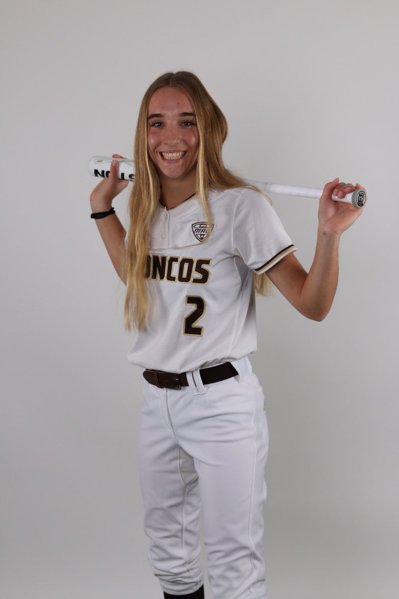 OstachParker's tweet photo. I can’t wait to be a BRONCO!💛🤎⁦@coachjennyrohn⁩ ⁦@marleewilson⁩ ⁦@MorganVanderBor⁩ ⁦@WMUSoftball⁩ ⁦@CollegeBDJocks⁩ ⁦@Turnin2Pezz⁩ ⁦@LHSeagle4sports⁩ ⁦@Los_Stuff⁩ ⁦@GallowayReily⁩ #BroncosReign https://t.co/ufUVetMKz2