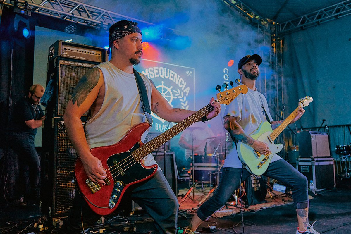 comsequencia's tweet photo. Mais um show incrível nessa cidade em chamas com a nata de artistas maravilhosos.

VEM COM A GENTE! https://t.co/ko3itexveV