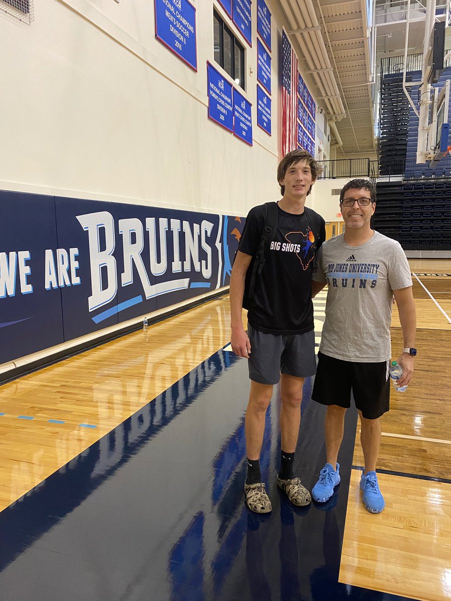 LawsonWade's tweet photo. After a great conversation with Coach Miller, I am blessed to receive my first offer from Bob Jones University! Thank you to the coaching staff for giving me this opportunity! @tonywmiller @BJUBruinsMBB @LanceGurley @AdonesAnderson @NickChaisson1 @RealCoachPitt https://t.co/seYYTZzaGa