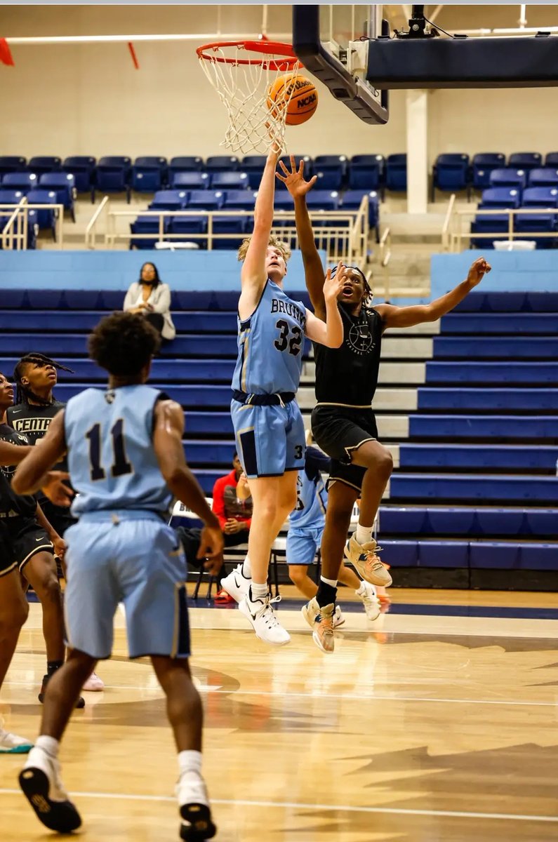 __mill32's tweet photo. Recent stats:
v Central - 16pts, 4 reb, 2 ch. drawn -highlights pinned
v Beebe - 10 pts, 6 reb, 1 ch. drawn -highlights coming
📷Sheldon Smith 
@big73miller @PaBruinsBball @ARPrepSports @RRainwater1037 @GradyMajors @ArRecruitingGuy https://t.co/dkf8jKYrcb