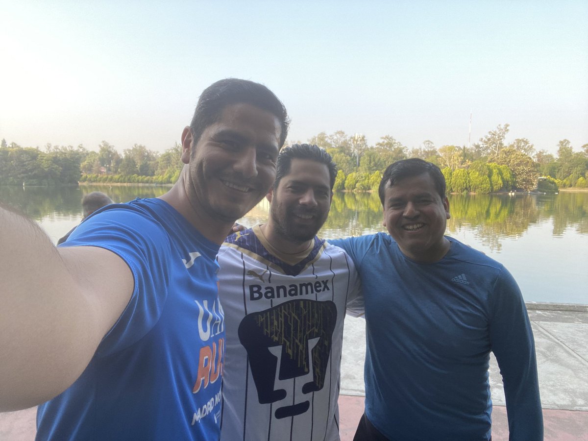 SantiYedra's tweet image. Pasen a felicitar a @jesus_solis por su cumple 25! Que vengan los mejores años y los mejores kms.#vmrc