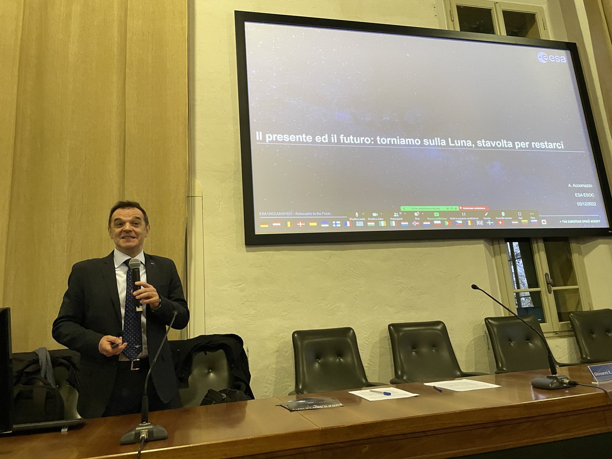 Oggi interessante e intensa giornata alla Fondazione Marconi con prof. Corazza, per conferenze che abbiamo tenuto per 50esimo anniversario ultime missioni Apollo e inizio programma Artemis, con Andrea Accomazzo (ESA), M. Brancati (TeleSpazio), M. Comparini (Thales Alenia Space).