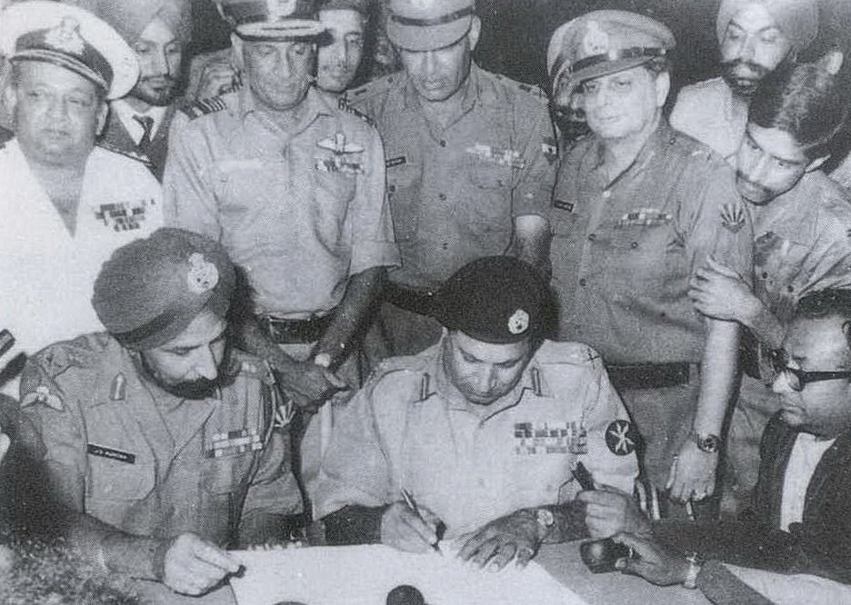 51 years ago on this day December 3, 1971 Indo-Pak War began!!

On the eve of December 3, 1971, Pakistan launched air strikes at Indian air bases, signalling the official beginning of the 3rd Indo-Pak War.

#IndoPakWar1971