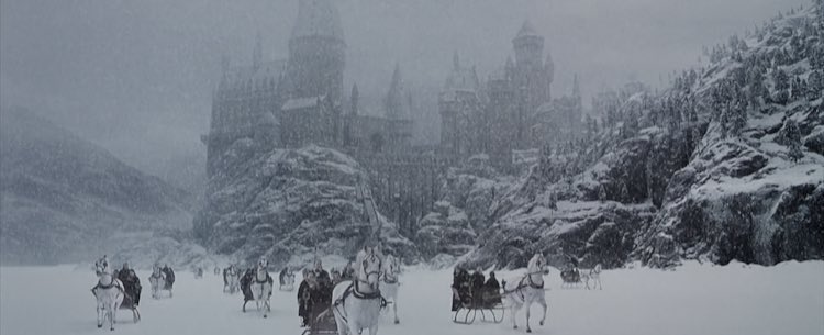 Gringotts's tweet photo. Ojalá un diciembre en Hogwarts. https://t.co/45g6nOY2rC