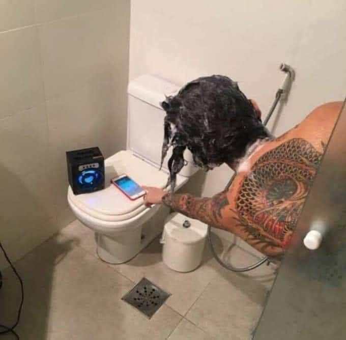 em_Lazzy's tweet photo. I don’t like this song, NEXT ⏩ https://t.co/rfvIbPuBG5