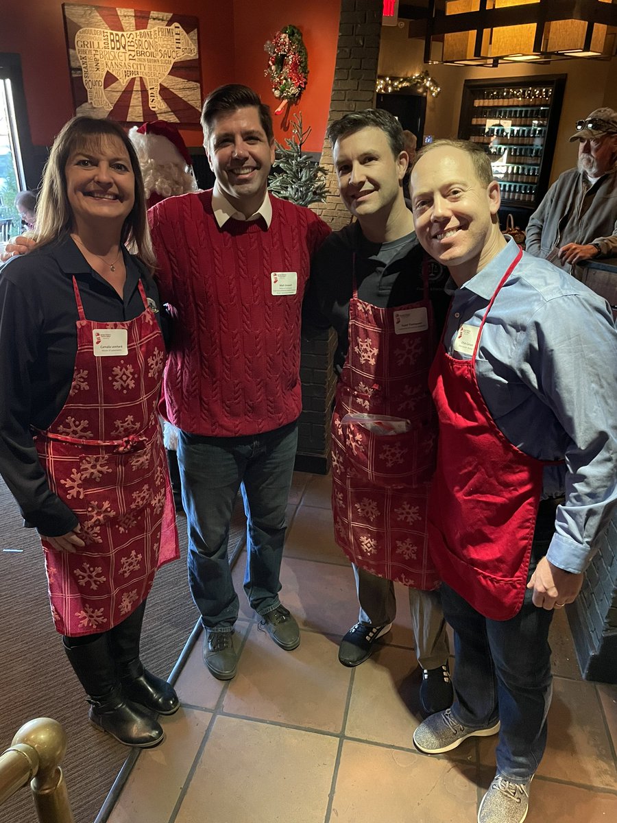 toddgthompson's tweet photo. Happy to serve with so many great people for the Overland Park Red Stocking Breakfast for the @KCSL Kansas Children's Service League. #KCSL @JohnsonCoDA @WYCODAOffice @jackstackbbq https://t.co/q0IONNMKmW
