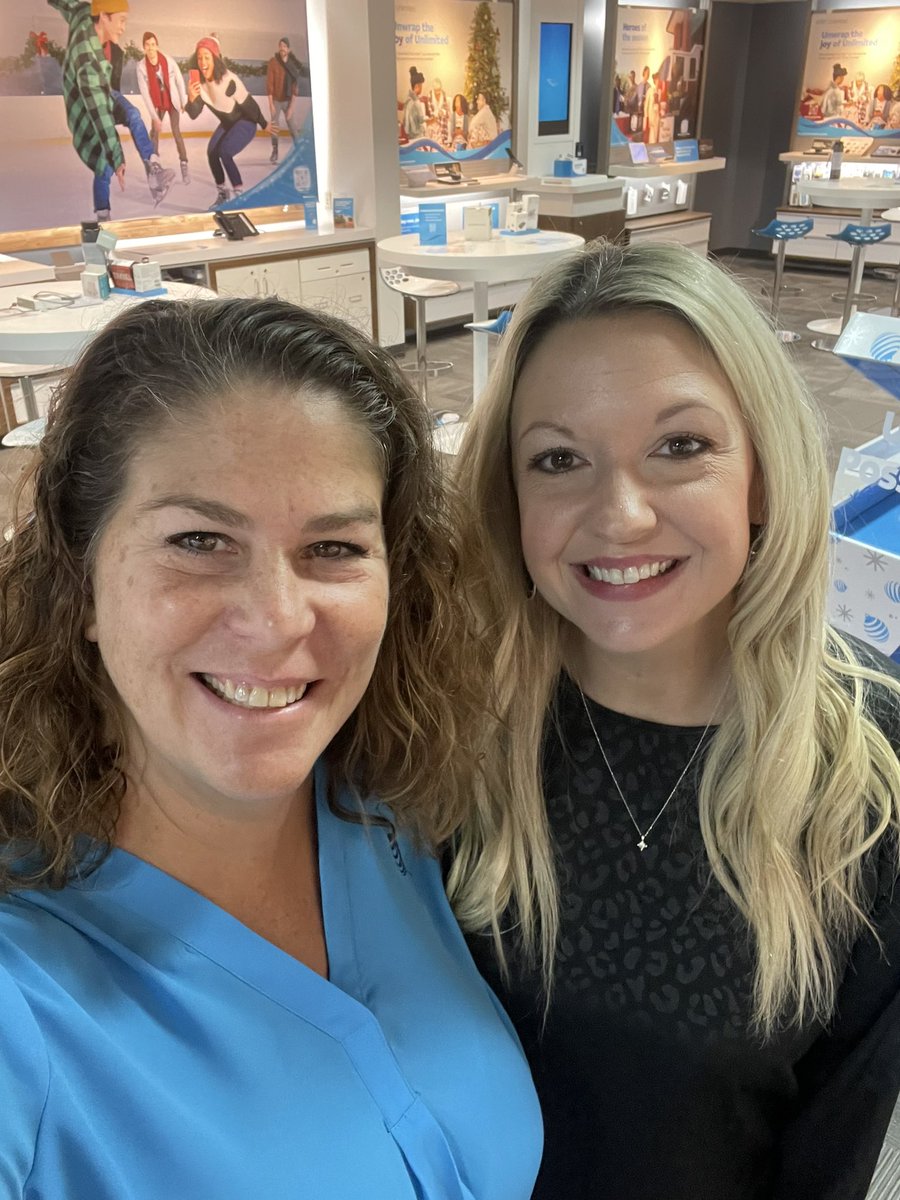 Enjoyed another year of assisting cassette Girl Scouts earn their Nettiquette badge! #LifeAtATT #attemployee <a href="/woaohwv/">WOAOHWV</a>