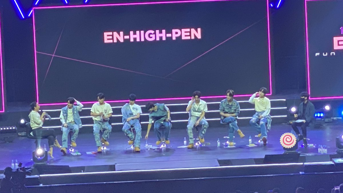 parksh4lifers's tweet photo. i love you, always . @ENHYPEN_members https://t.co/wOpQwJnTLf