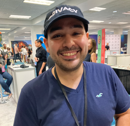 SecretNetwork's tweet photo. Did you join Secret @DCentralCon?

Whether you're a dev, investor, creator, or Secret Agent, there's plenty of opportunities to achieve your goals in the network. Jump into the Discord to find your road to success today!

Discord: https://t.co/EdivuPh0CD

$SCRT #DCentralSCRT https://t.co/8HeACoj4CX