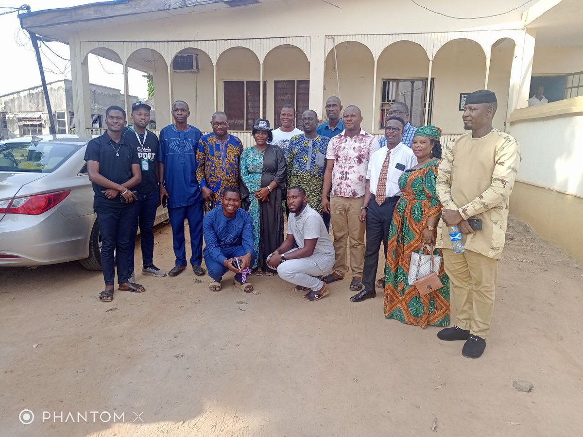 kwara4obi's tweet photo. It was a huge success today as Kwara State Labour Party Excos led by the Executive Chairman of the party Chief Rotimi Kehinde met with the representatives of all the support groups in Kwara State. #kwara4obi #NigeriaDecides2023 #Obidientmovement #Obidients https://t.co/6zsPcyUmQ6