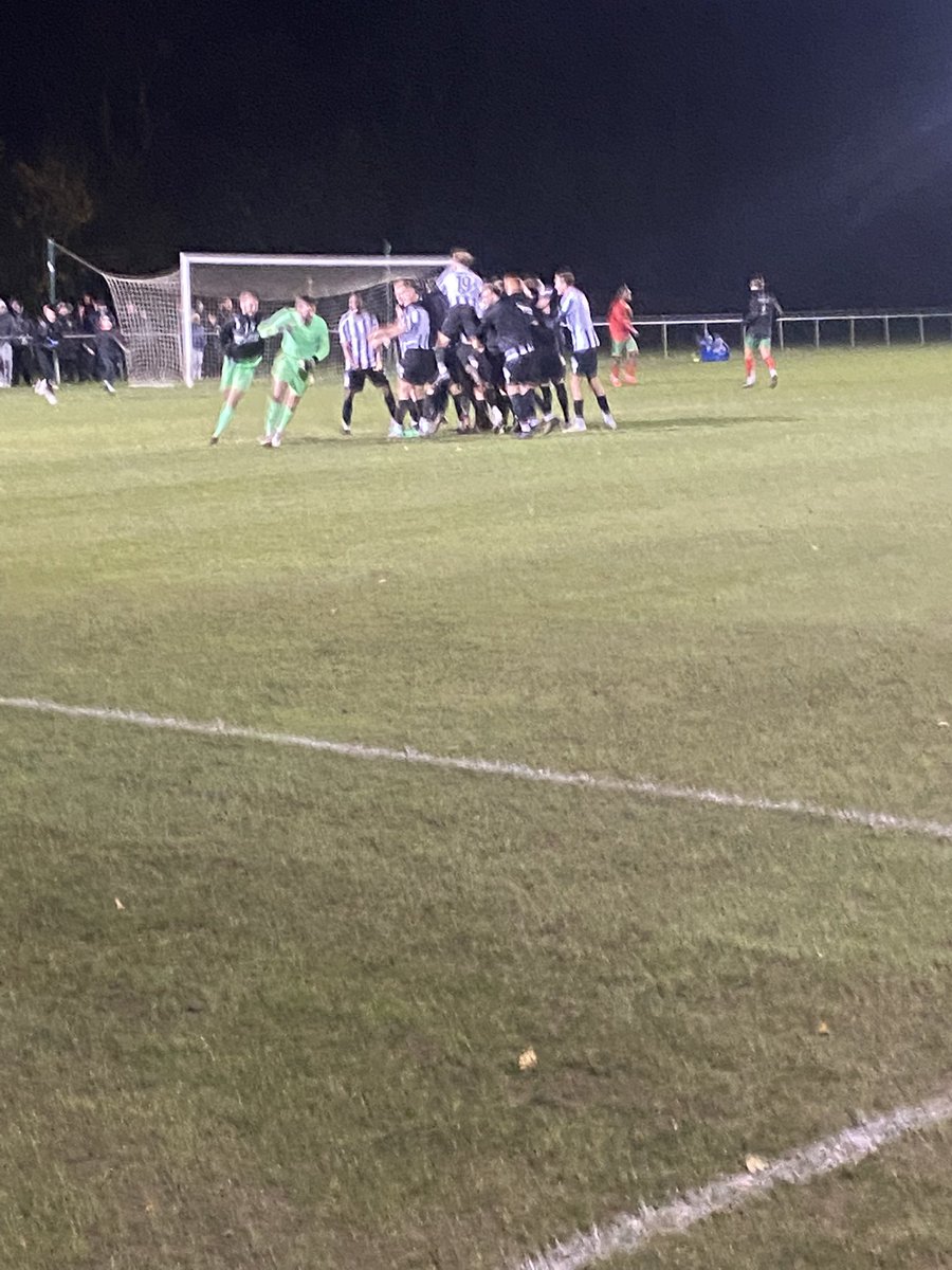 Peacehaven & Telscombe Football Club tweet media