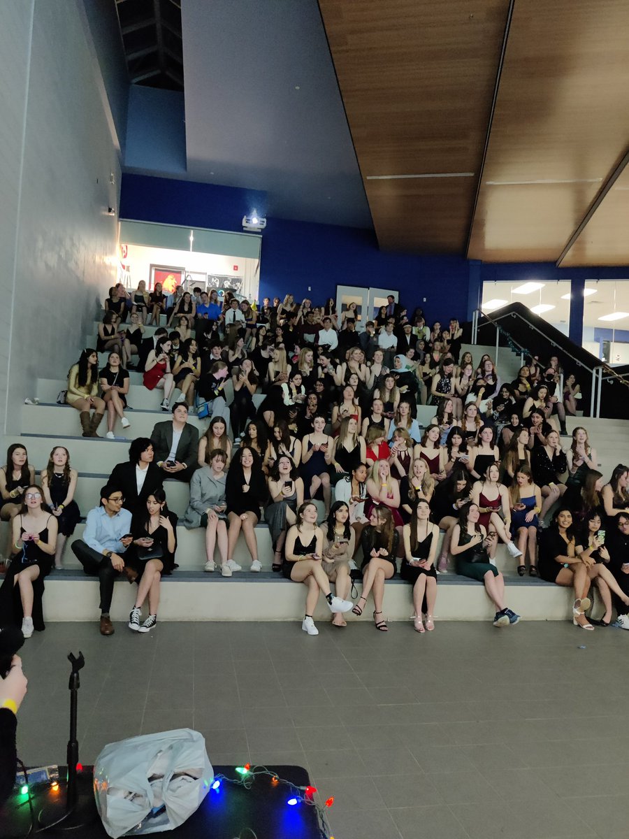 Mackenzie_D_Ash's tweet photo. KSS semi-formal "under the northern lights" ✨🌌 We are proud of our students for the many hours they put into planning this event (complete with a Kahoot). Thank you to staff and student volunteers for their help 🐾 @KSS_ldsb https://t.co/WSs9LGx3gg