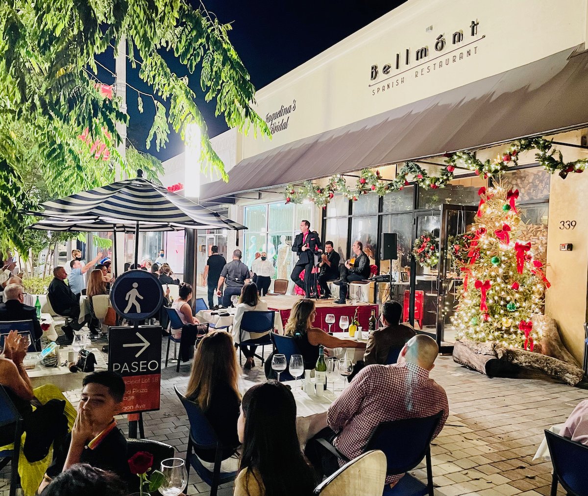 Bellmont_'s tweet photo. Cochinillo Segoviano, Fiesta de la Zambomba, Navidad Flamenca, NYE Party, and more! - https://t.co/ciVJOmnbE3 https://t.co/BvlO3DP4gR