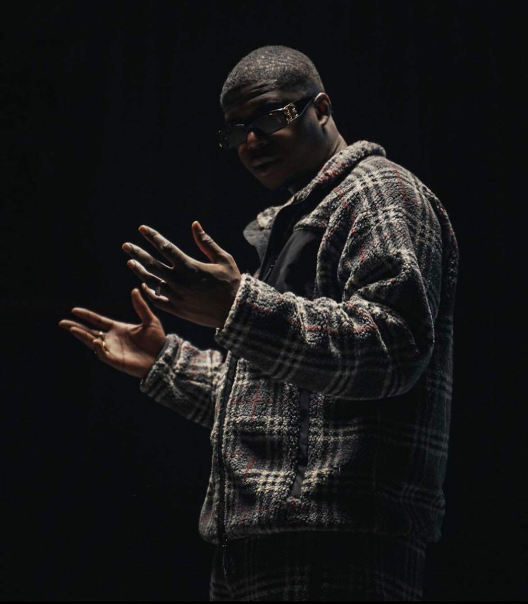 RapFrActus's tweet photo. 🚨NINHO sortait son album « JEFE » il y a 1 an 🥳 ! 

Disque d’or en 5 jours 📀
100% des titres certifiés 📀
417.000 ventes (aujourd’hui)

Avec cet album il est devenu le 1er rappeur à compter au moins 4 projets qui atteignent les 400.000 ventes en France 👏 https://t.co/JW3JWZVuCr