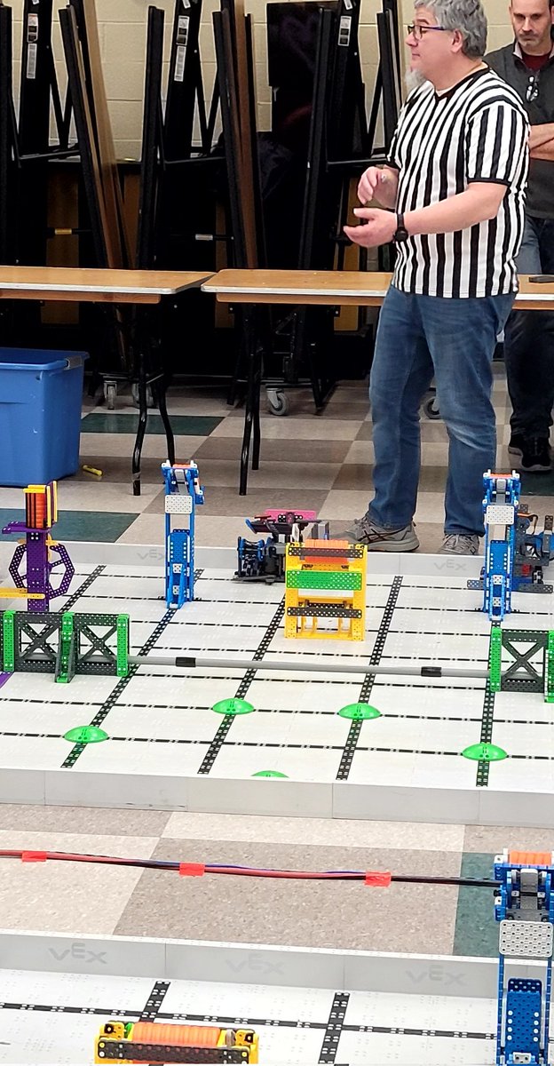 NDPMA_Athletics's tweet photo. Lots of action here at 1300 Giddings Road.  Full slate of CYO basketball games, Vex robotic tournament for grades 3-6 and visititation opportunities with some alums, current staff and students.  Great day to be Irish! https://t.co/PjyYL83A67