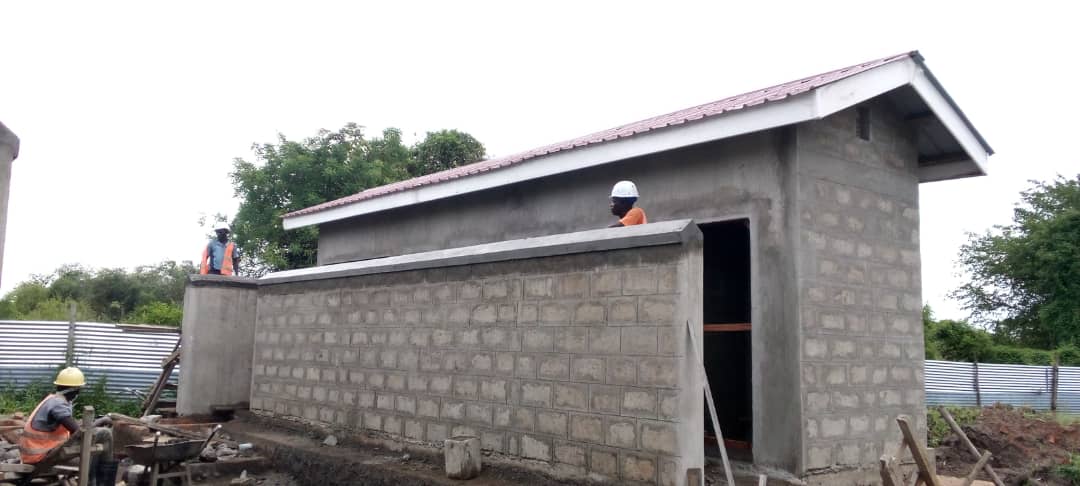 ministry_lands's tweet photo. Safety first! @ministry_lands is in a one year partnership with @Ardent_Services to improve safeguards risk management during civil works under the USMID-AF Program in the West Nile and Acholi regions. @WorldBankAfrica @ObaaJoseph  #UgandaCountryOffice https://t.co/aM3JK4CDEg