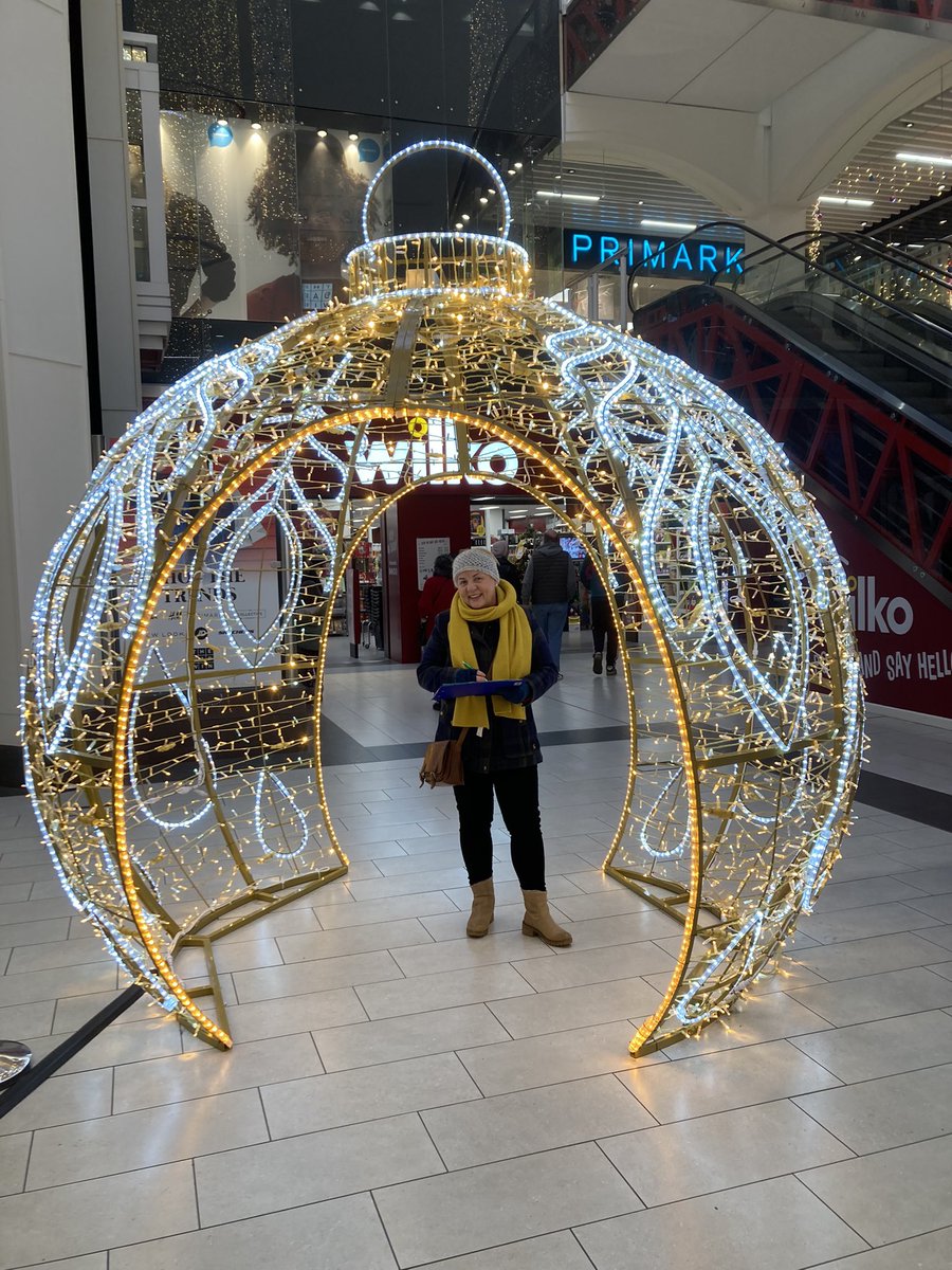 Feet on the street for me today- Having the pleasure of leading the judging for <a href="/ShrewsBusiness/">ShrewsburyBusiness</a> <a href="/ShrewsburyBID/">Shrewsbury BID</a> Christmas Window Competition 
Sponsored by <a href="/Henshalls/">Henshalls Insurance 🏆</a> <a href="/HatchersLLP/">Hatchers Solicitors</a> <a href="/HRDeptShrop/">The HR Dept Shropshire</a> #kingslandwealthmanagement #portlandfinancial