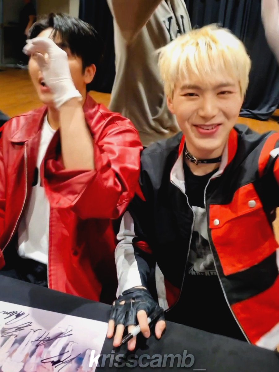 krisscamb_'s tweet photo. Cutest human being must be protected
#ProtectKevin #KevinAppreciationDay #PROTECTOMEGAX #OMEGA_X https://t.co/k947We6ccA