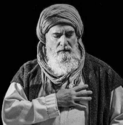 Ibbraeel's tweet photo. اقاتل أشواقي ��صبرى تجلدا
وقلبي في قيد حب ربي مقيدا
وأخوض معركة وعدوي غير ظاهرا 
معارك لا تُرى ولكن يُسمع في أذني صليل سيوفها 
فأعني يارب وكن لي سندا و حافظا ونصيرا https://t.co/GAADFtdah6